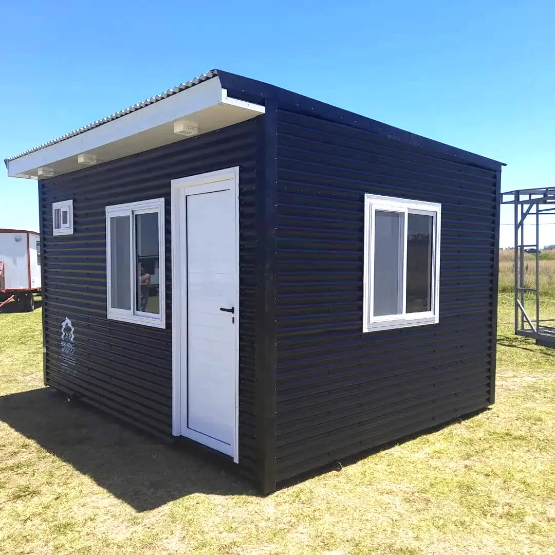 Módulo habitacional transportable instalado en campo